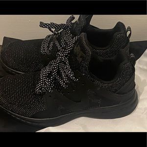 Lululemon APL Ascend Sneakers - womens 8 - with bag